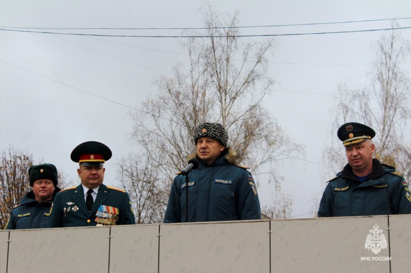 Церемония прощания с Боевым знаменем