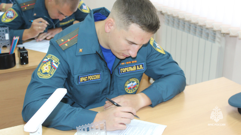 Конкурс «Лучший пиротехник спасательных воинских формирований МЧС России» 2025