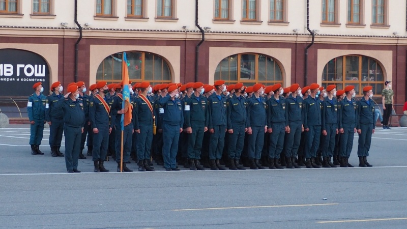 Репетиция Парада Победы на площади Ленина