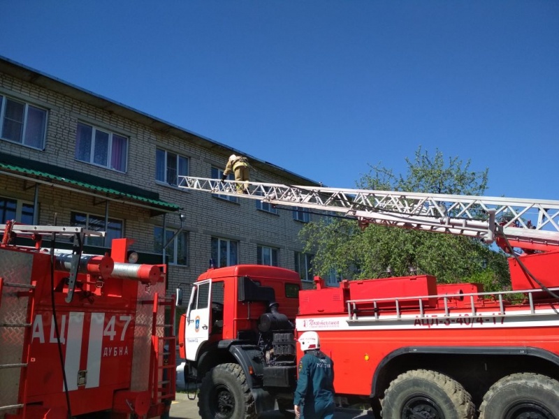 Совместные учения пожарно-спасательной части №47 и пожарно-спасательного взвода Тульского спасательного центра